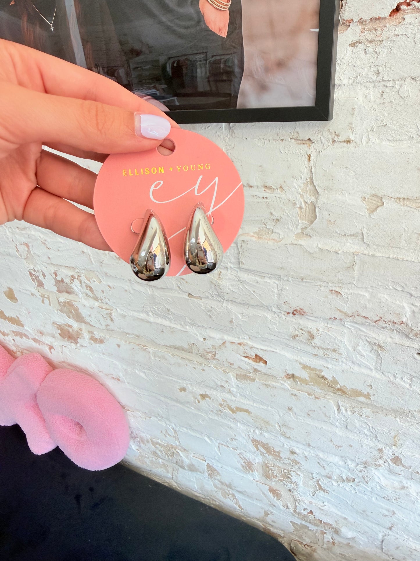 Statement Hollow Teardrop Stud Earrings